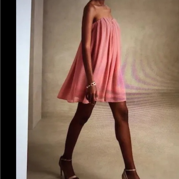 PLEATED SHIFT MINI DRESS - Picture 1 of 4